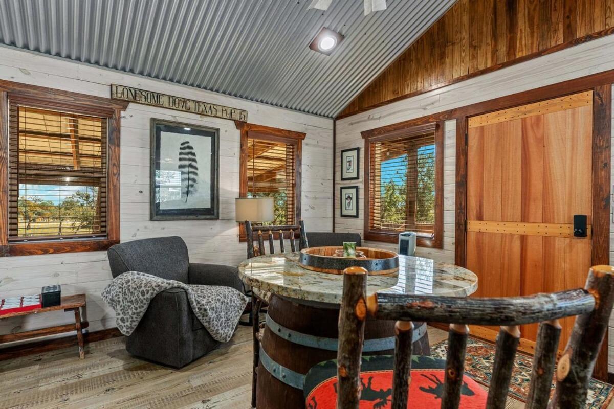Rockin' R - Morning Star Cabin Fredericksburg Bagian luar foto