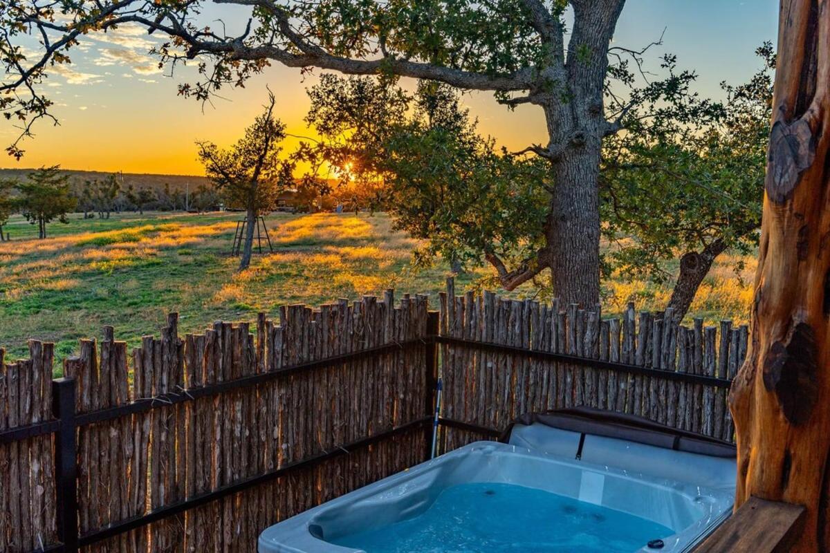 Rockin' R - Morning Star Cabin Fredericksburg Bagian luar foto