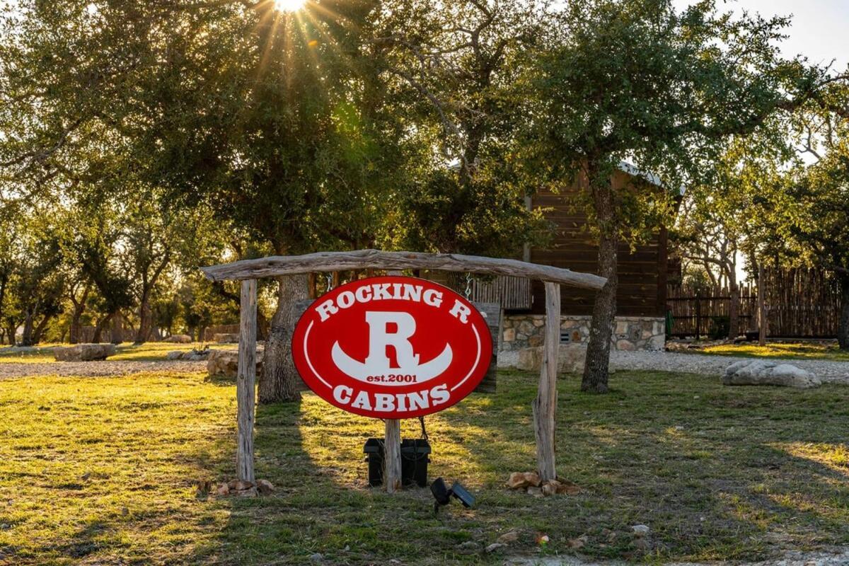 Rockin' R - Morning Star Cabin Fredericksburg Bagian luar foto